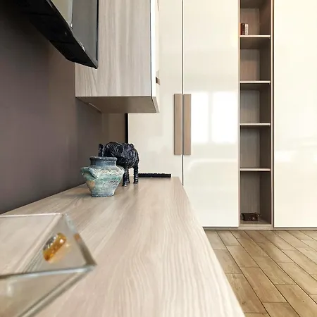Apartment Coronelli Lovely Studio, Close To Frattini & Gelsomini Metro Station *